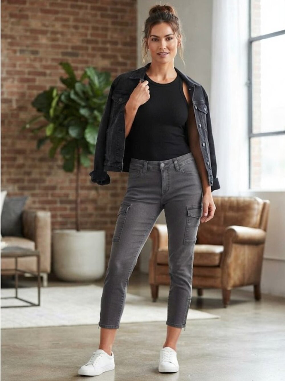 Express‎ Women's Grey Jean Size 8
